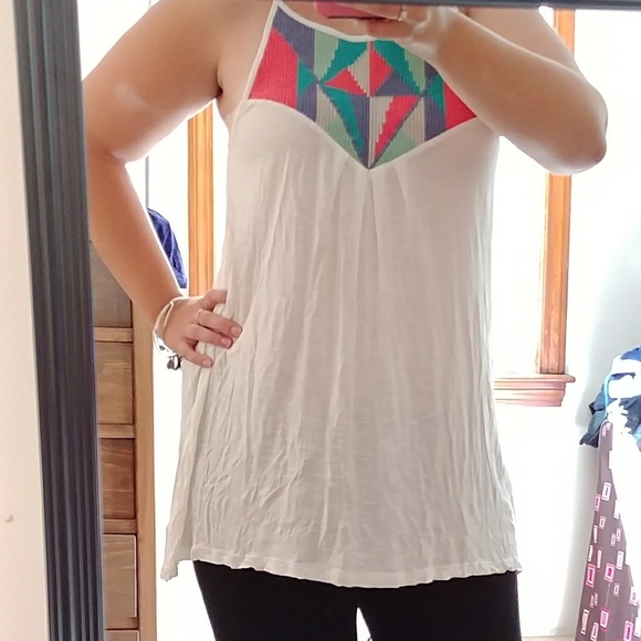 American Eagle geometric flowy tank top - Picture 5 of 9